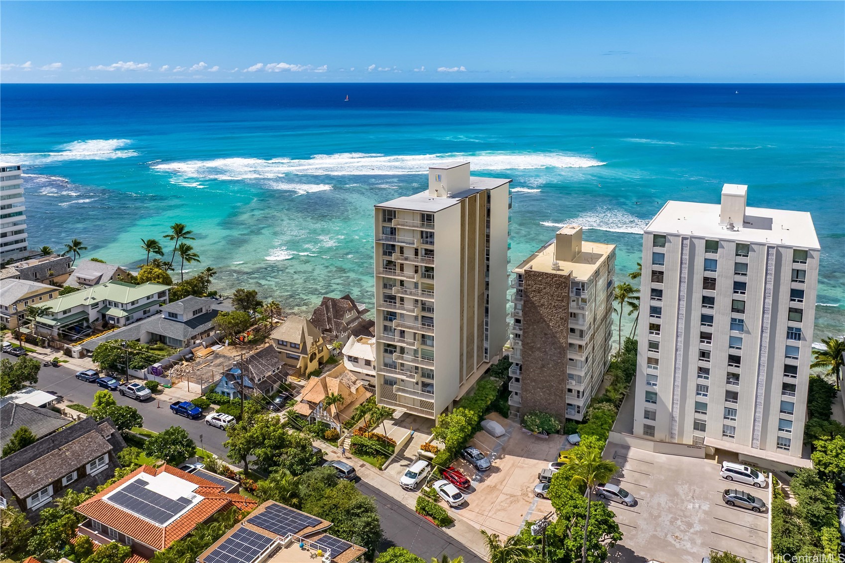 3015 Kalakaua Avenue 902