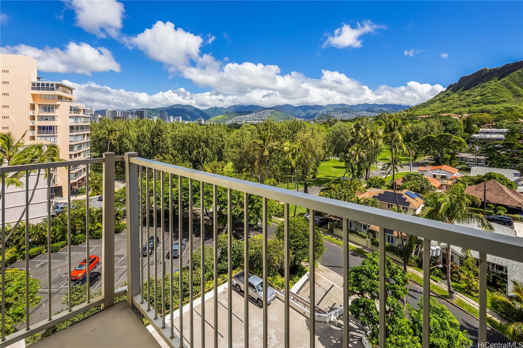 3015 Kalakaua Avenue 902