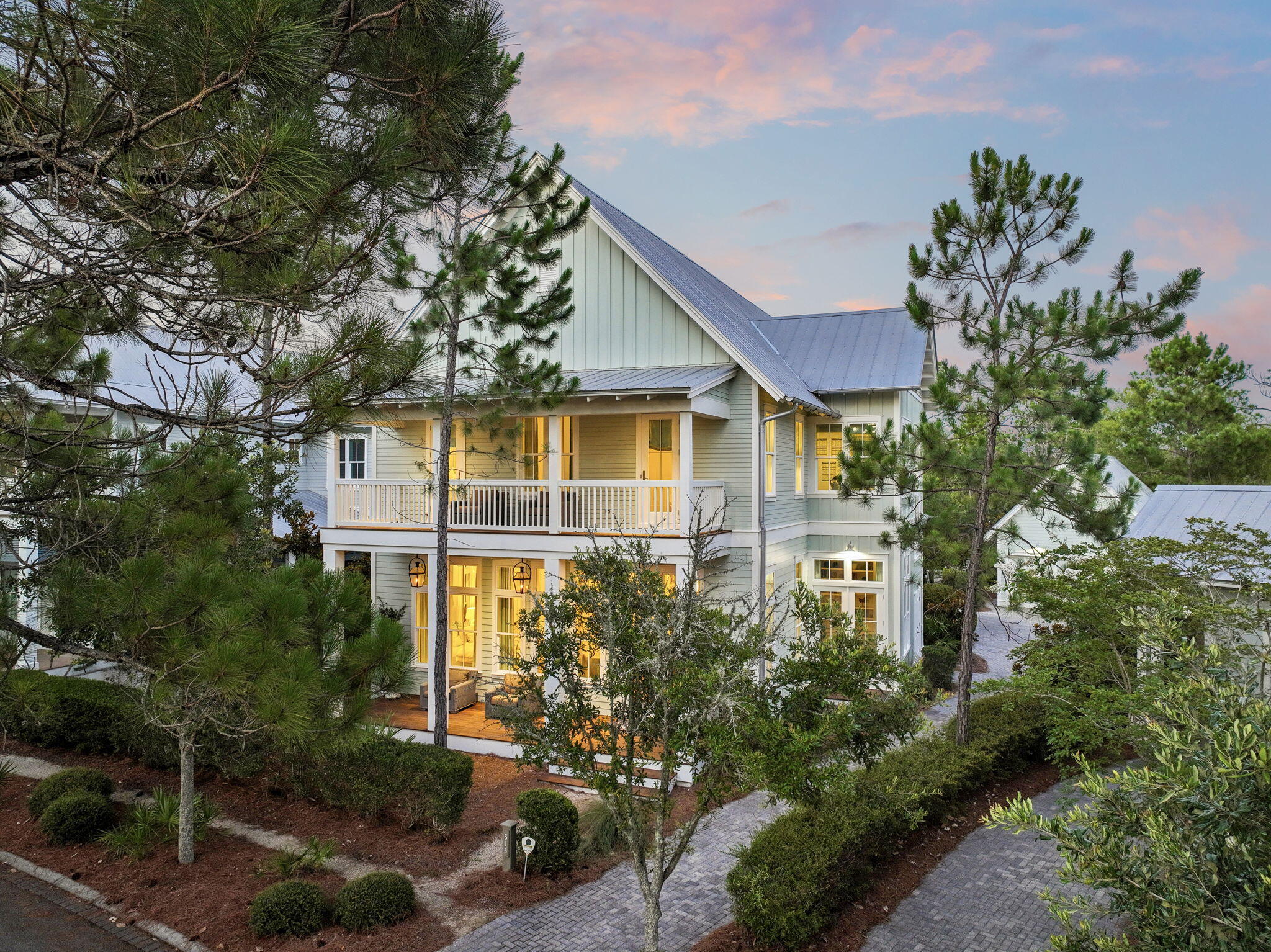 514 E Royal Fern Way