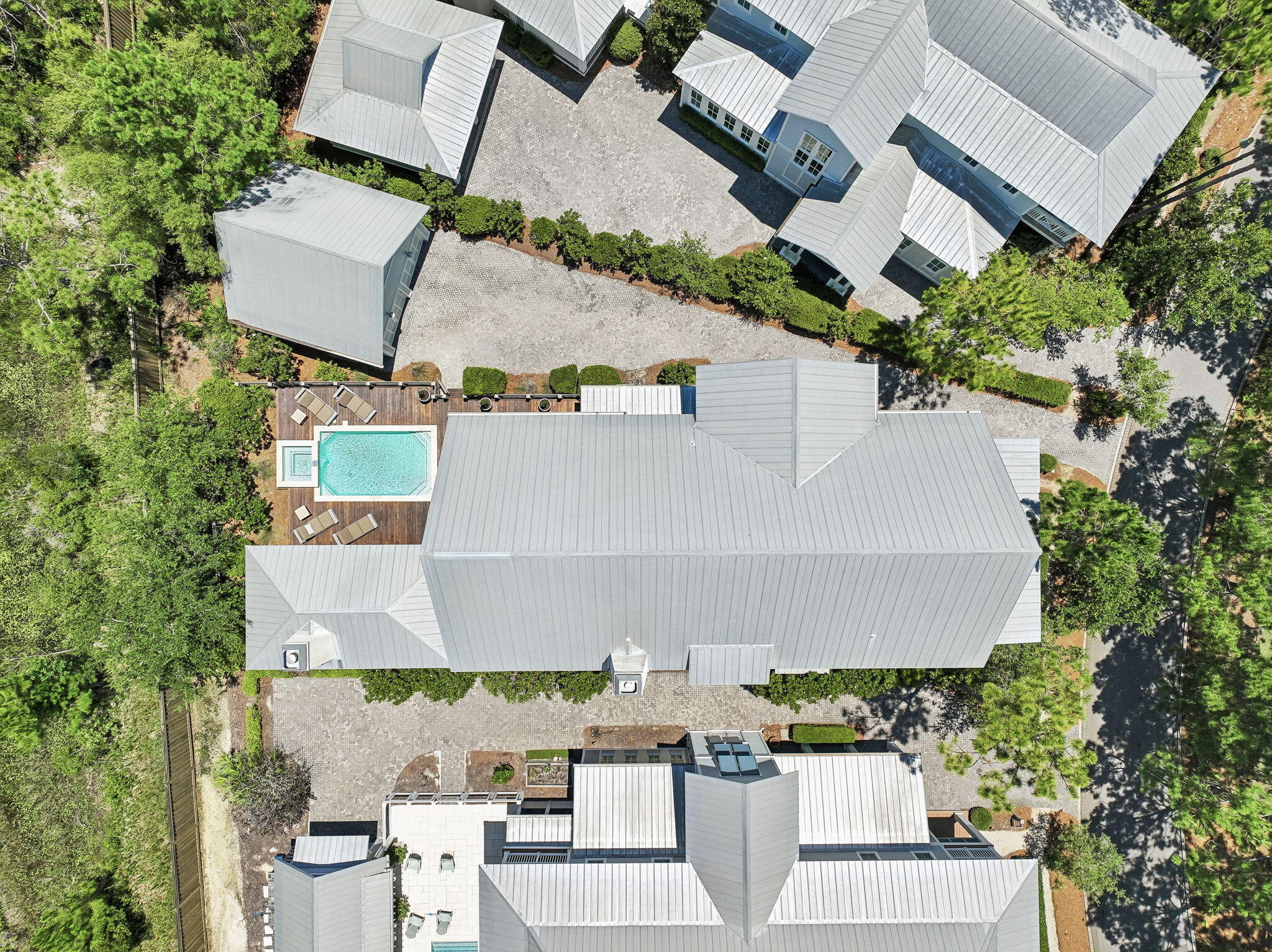 514 E Royal Fern Way