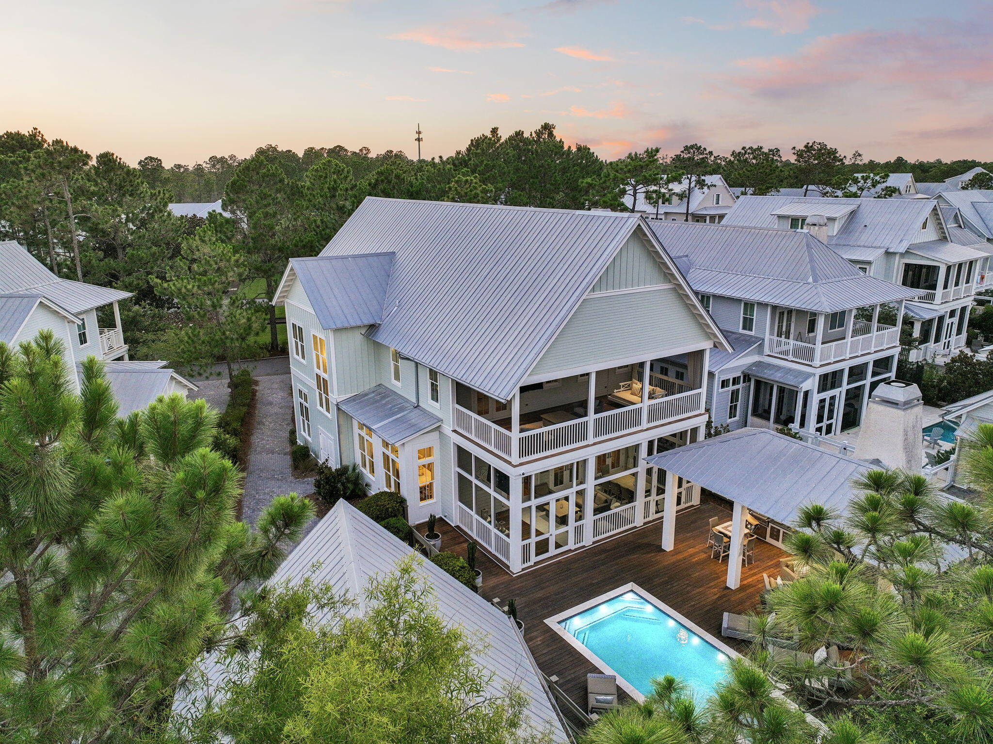 514 E Royal Fern Way