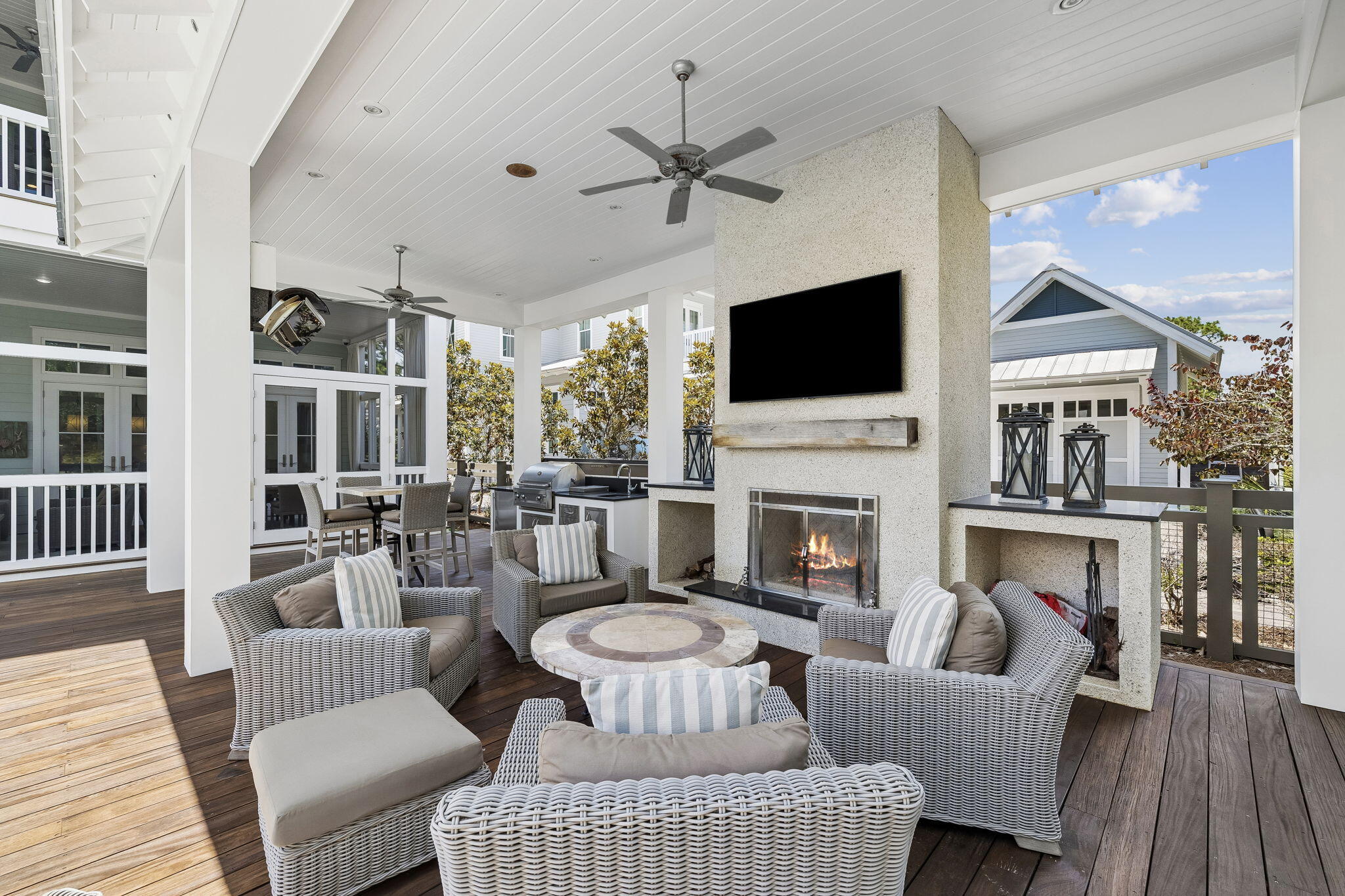 514 E Royal Fern Way