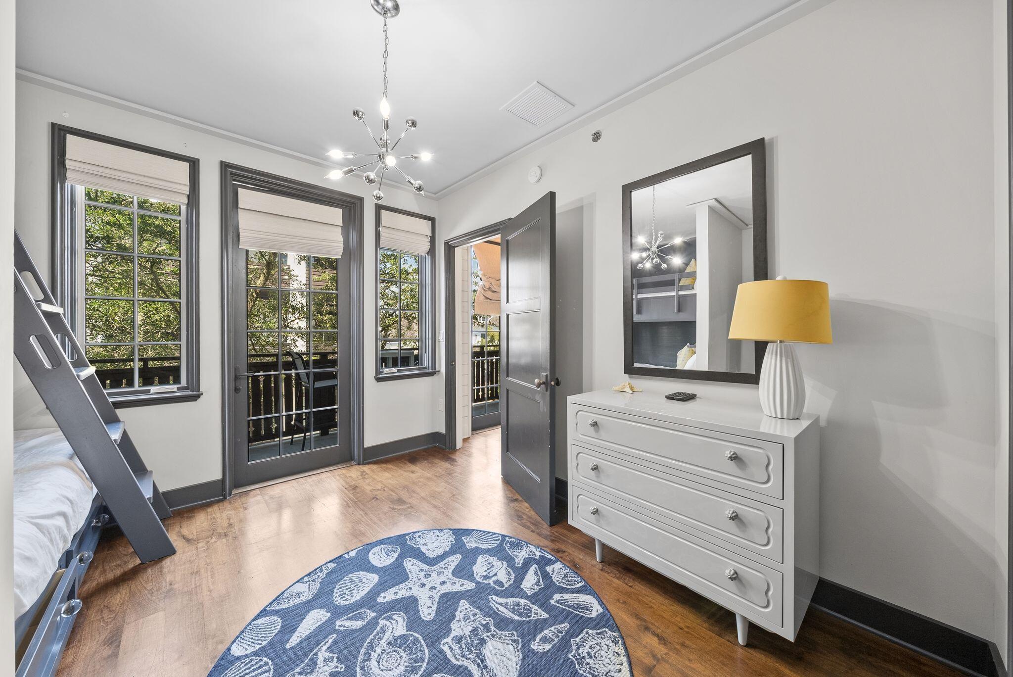 78 N Barrett Square # 1