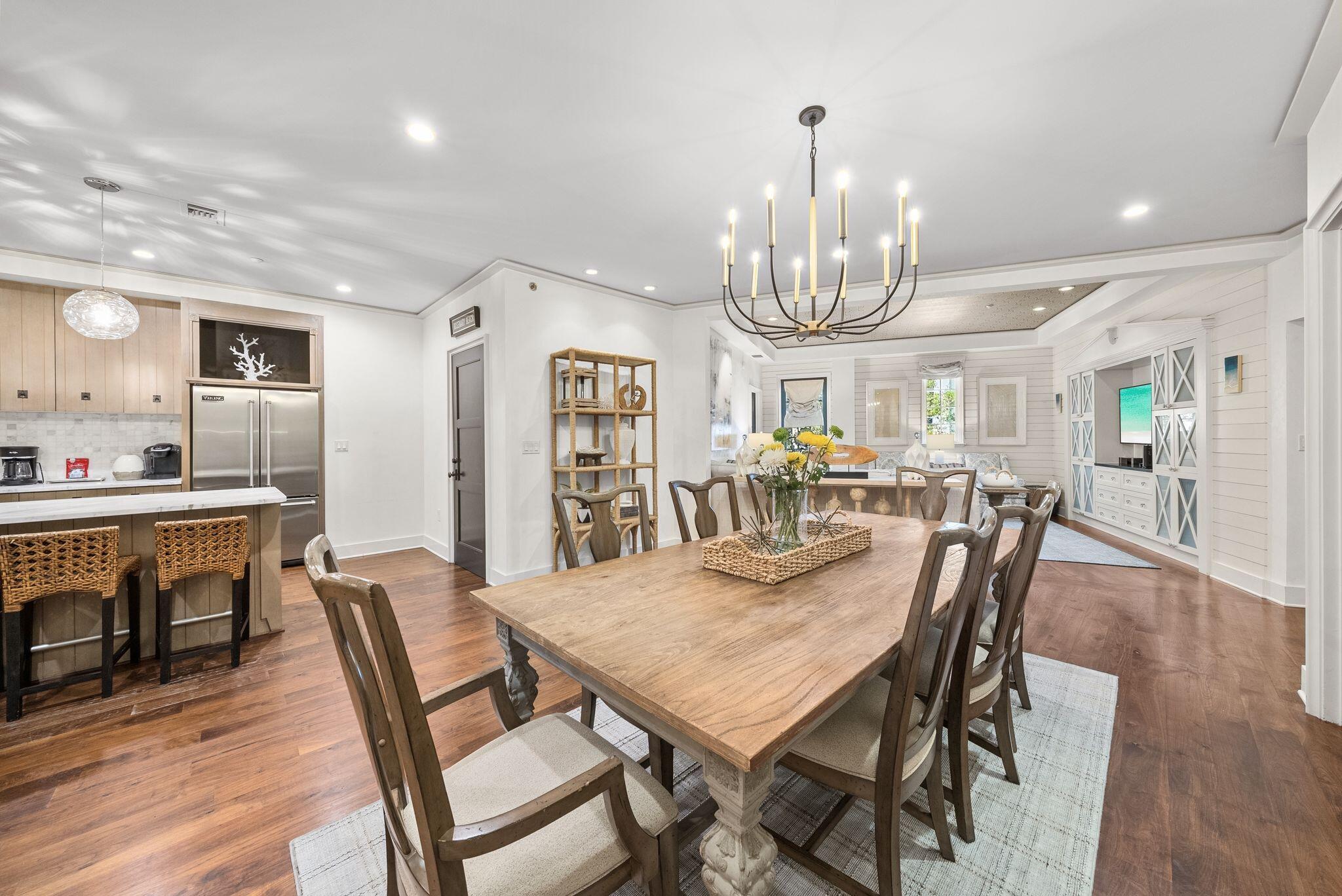 78 N Barrett Square # 1