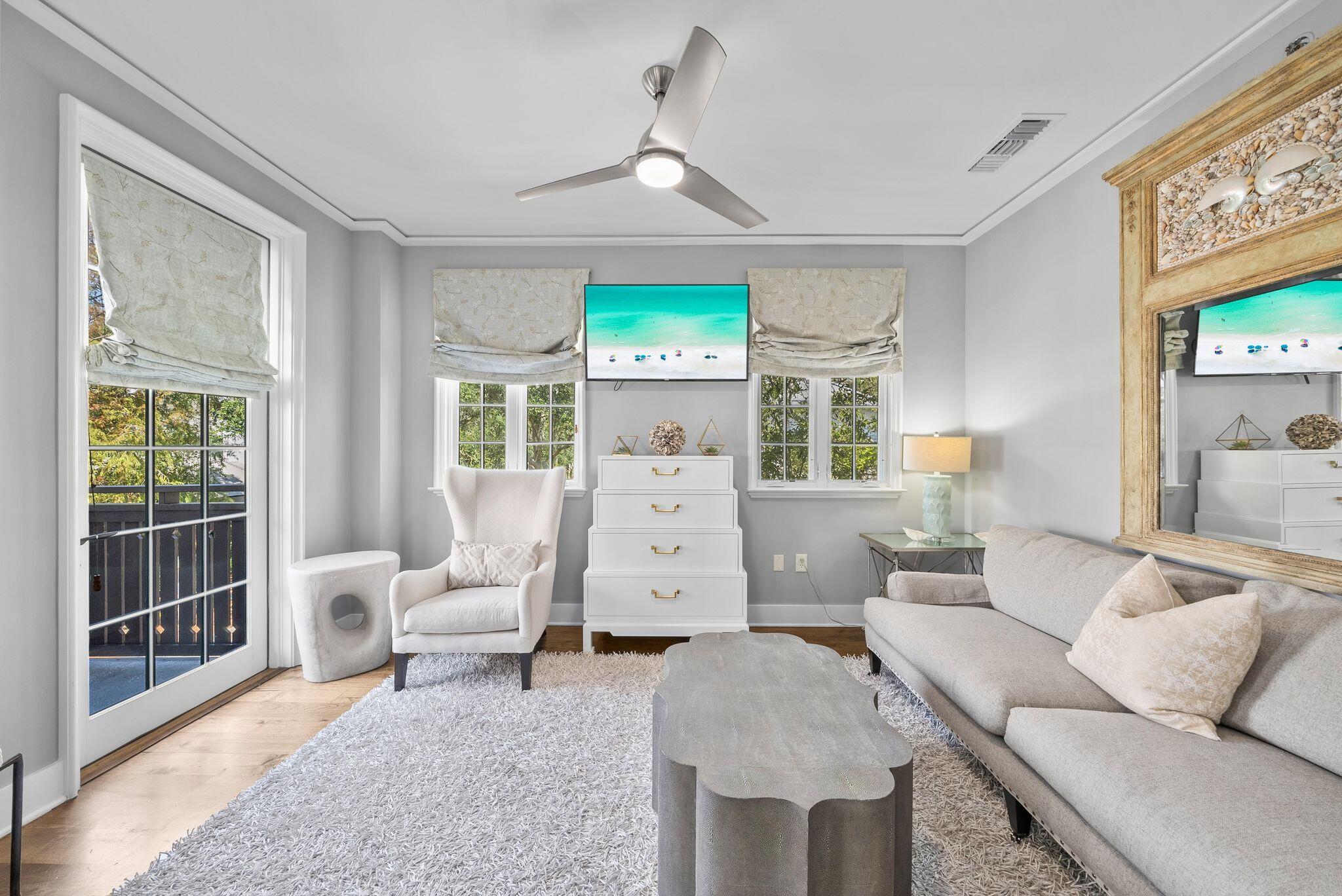 78 N Barrett Square # 1