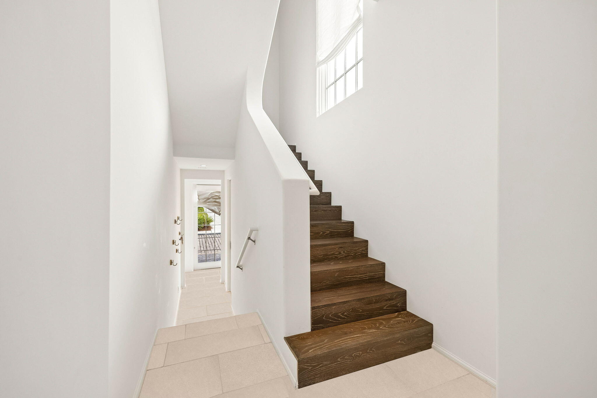 25 Stella Way M10
