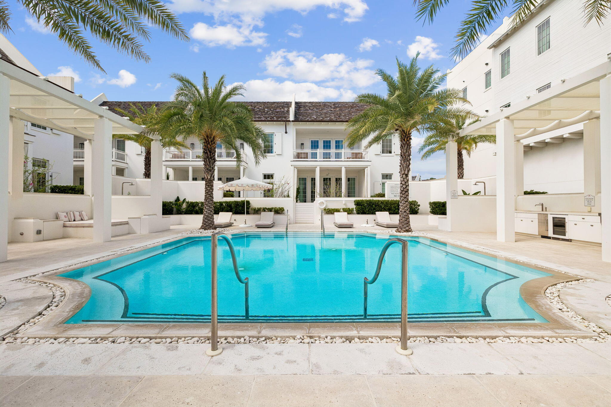 25 Stella Way M10