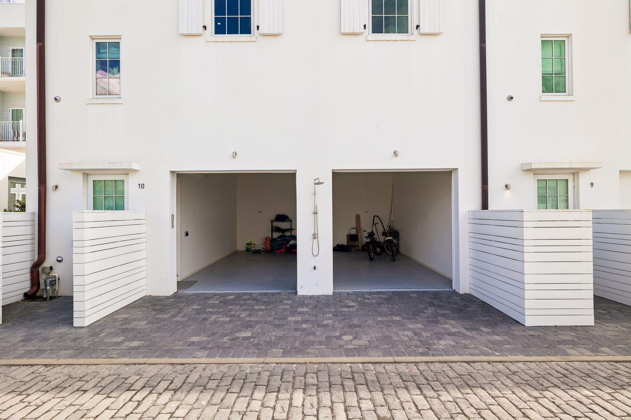 25 Stella Way M10