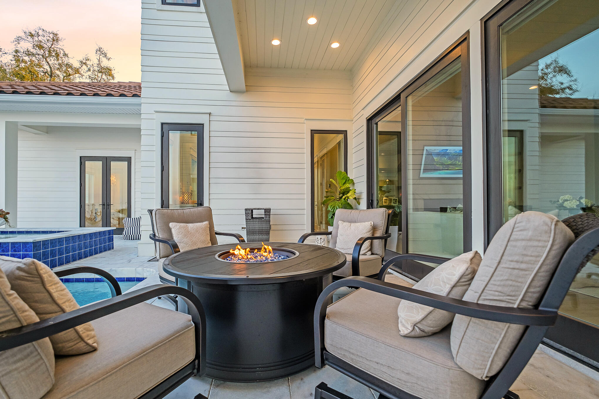 1807 Driftwood Point Road