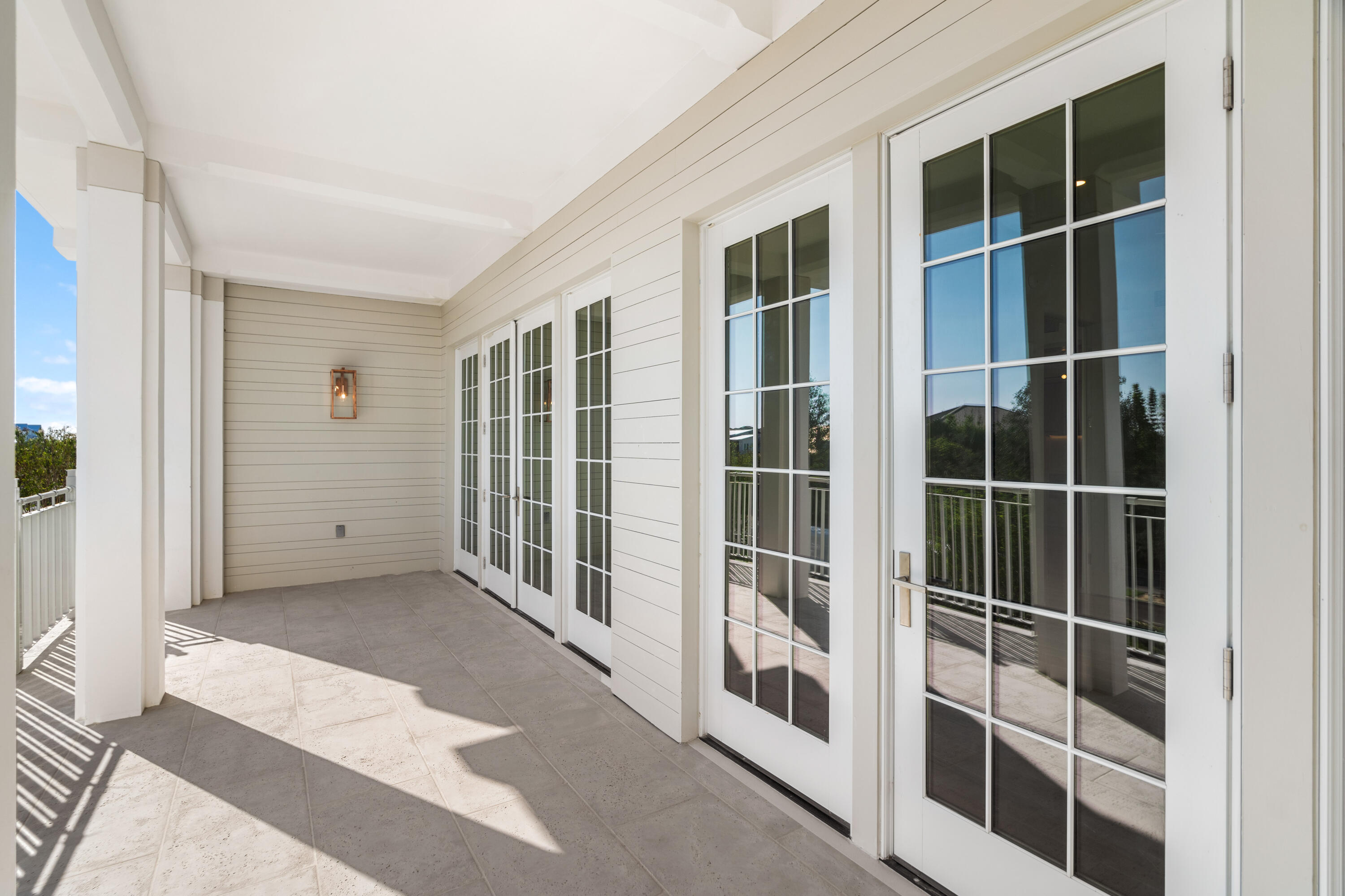 45 W Solaire Way, 103