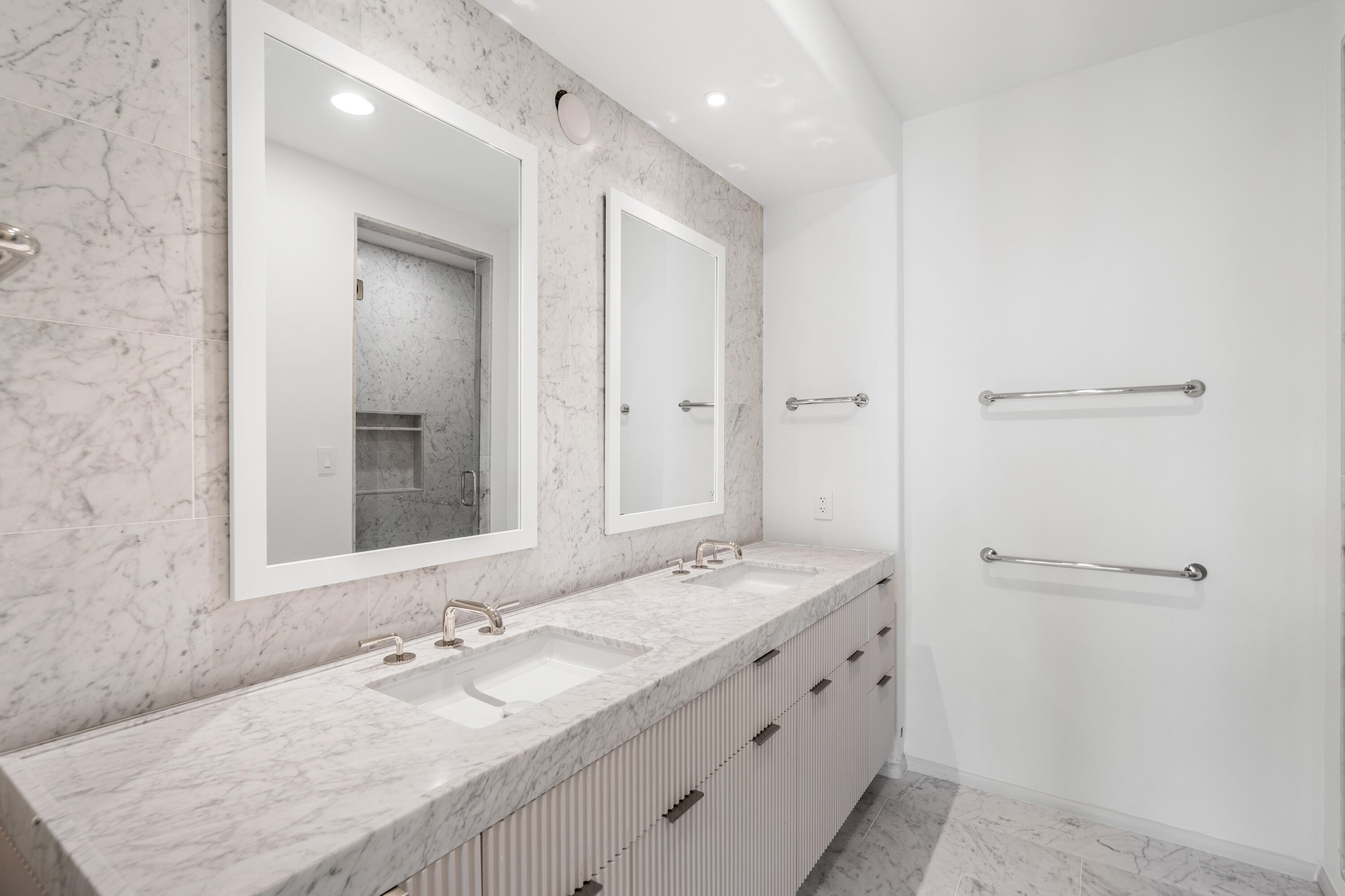 45 W Solaire Way, 103