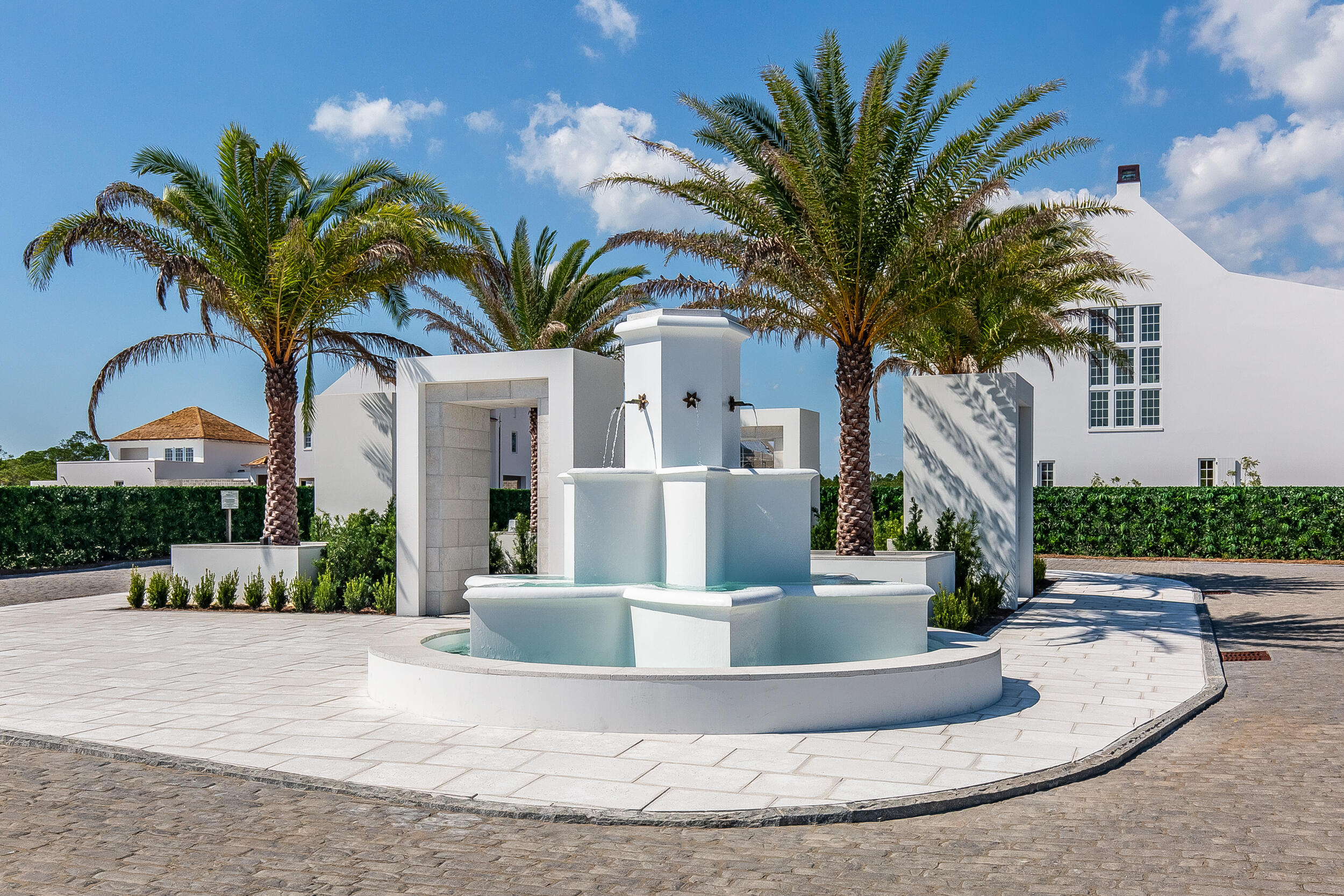 45 W Solaire Way, Unit 303