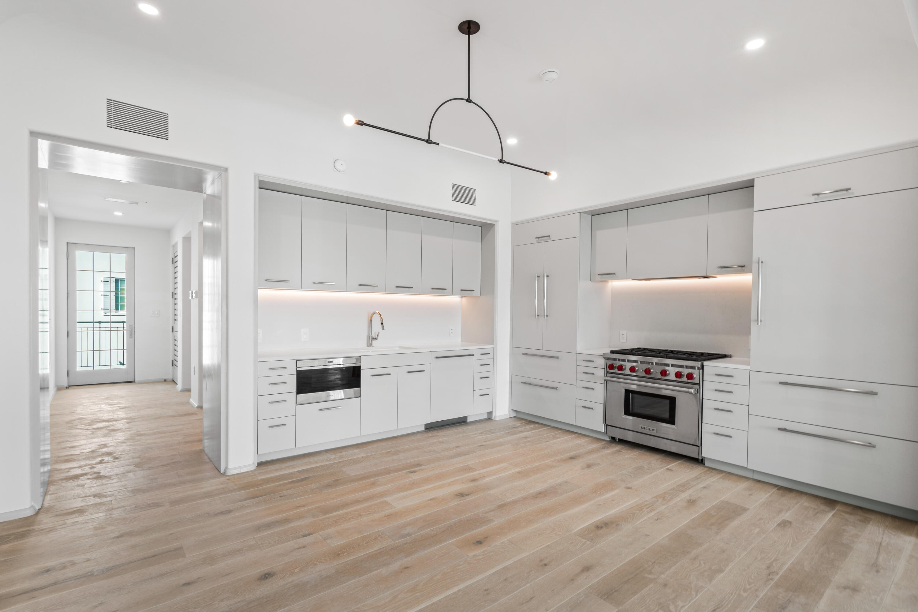 45 W Solaire Way, Unit 408