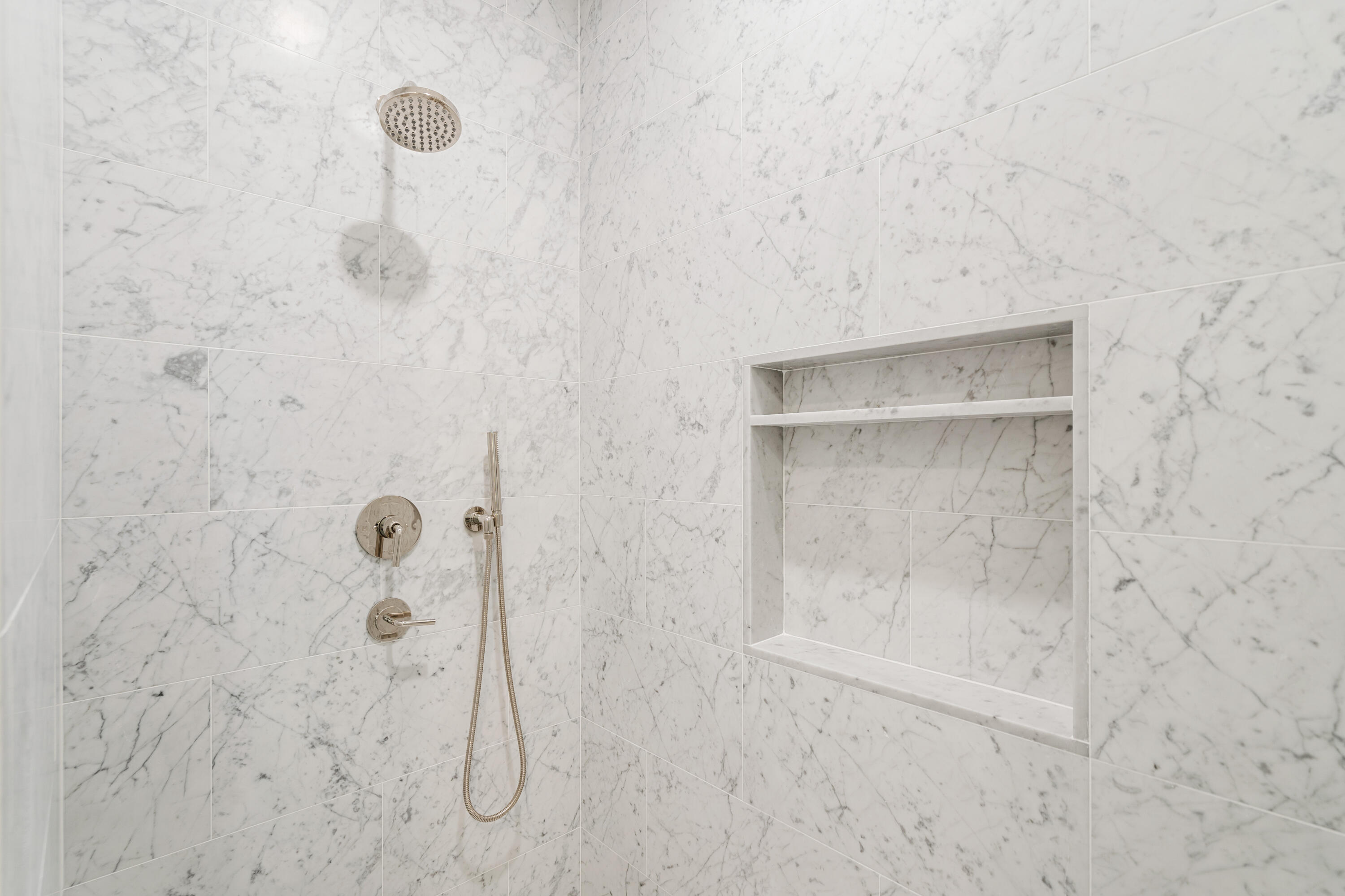 45 W Solaire Way, Unit 408