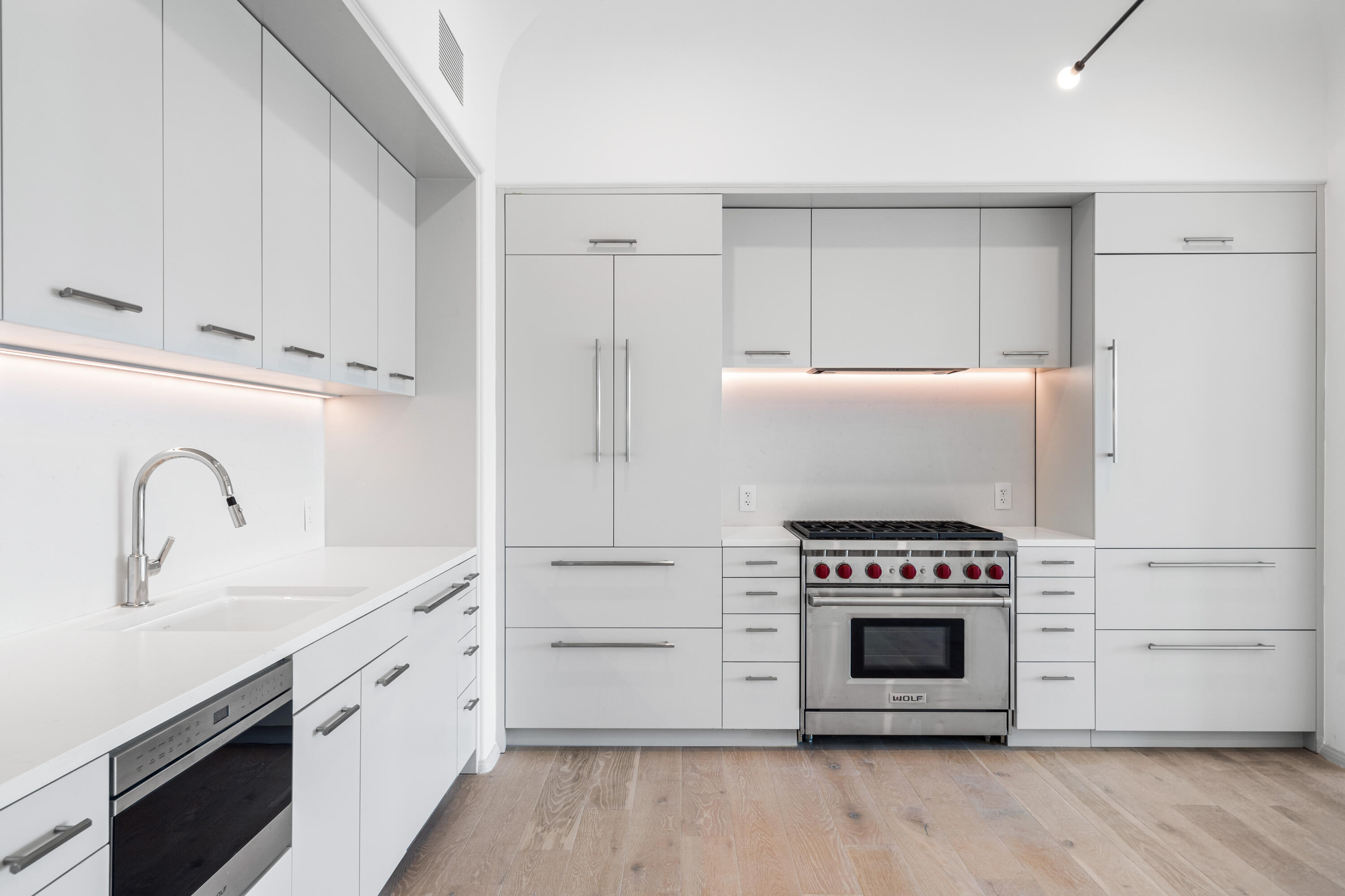 45 W Solaire Way, 105