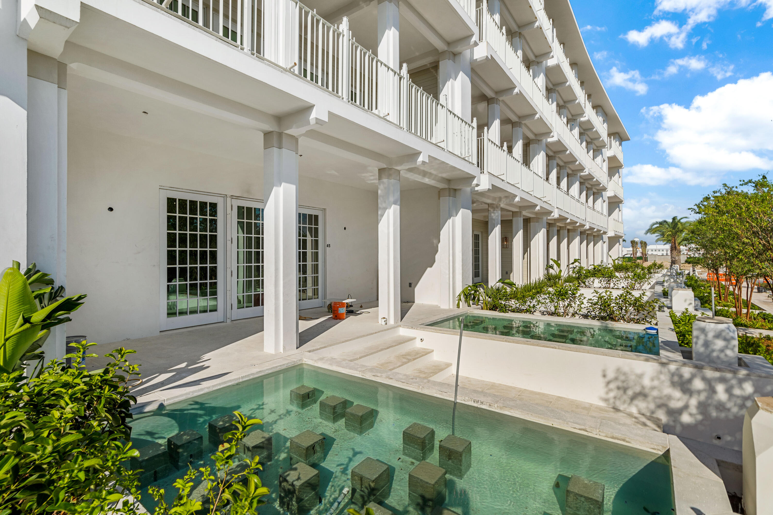 45 W Solaire Way, 105