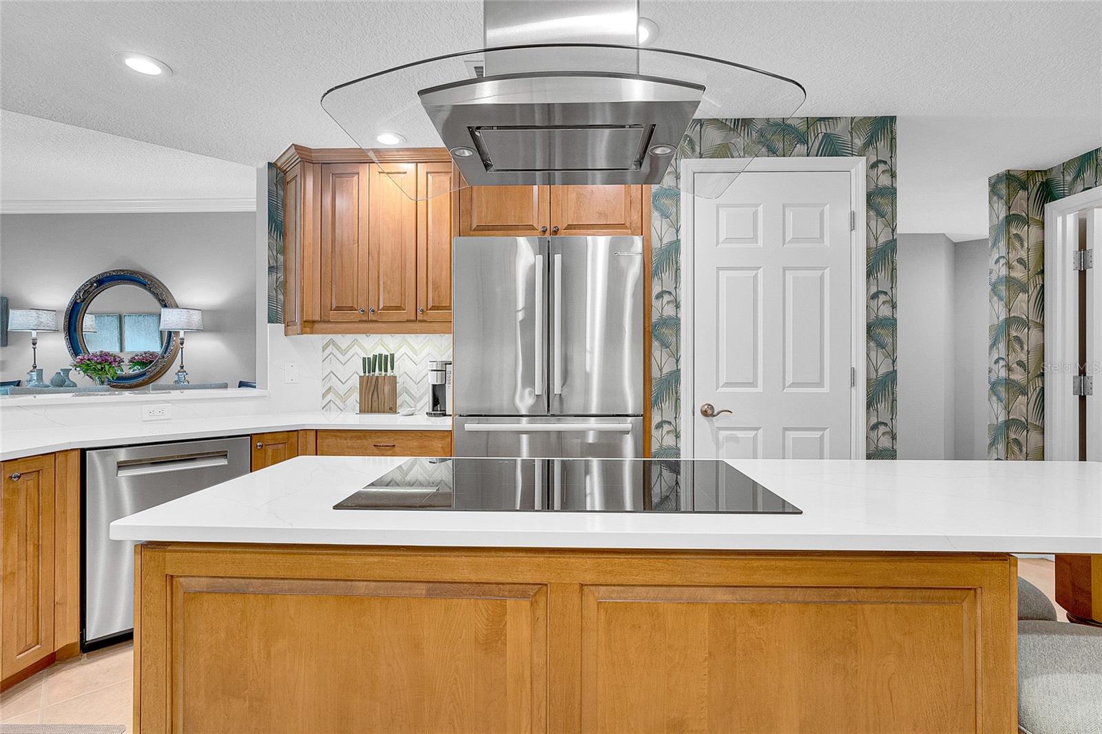 610 PINELLAS BAYWAY S #5202