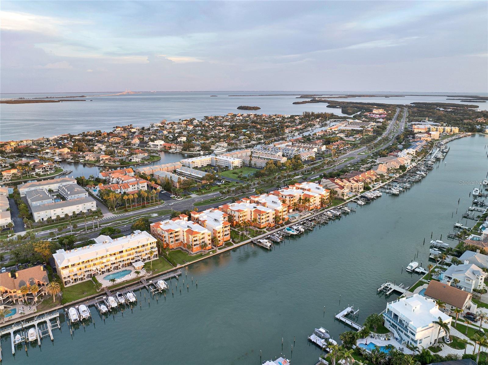 610 PINELLAS BAYWAY S #5202