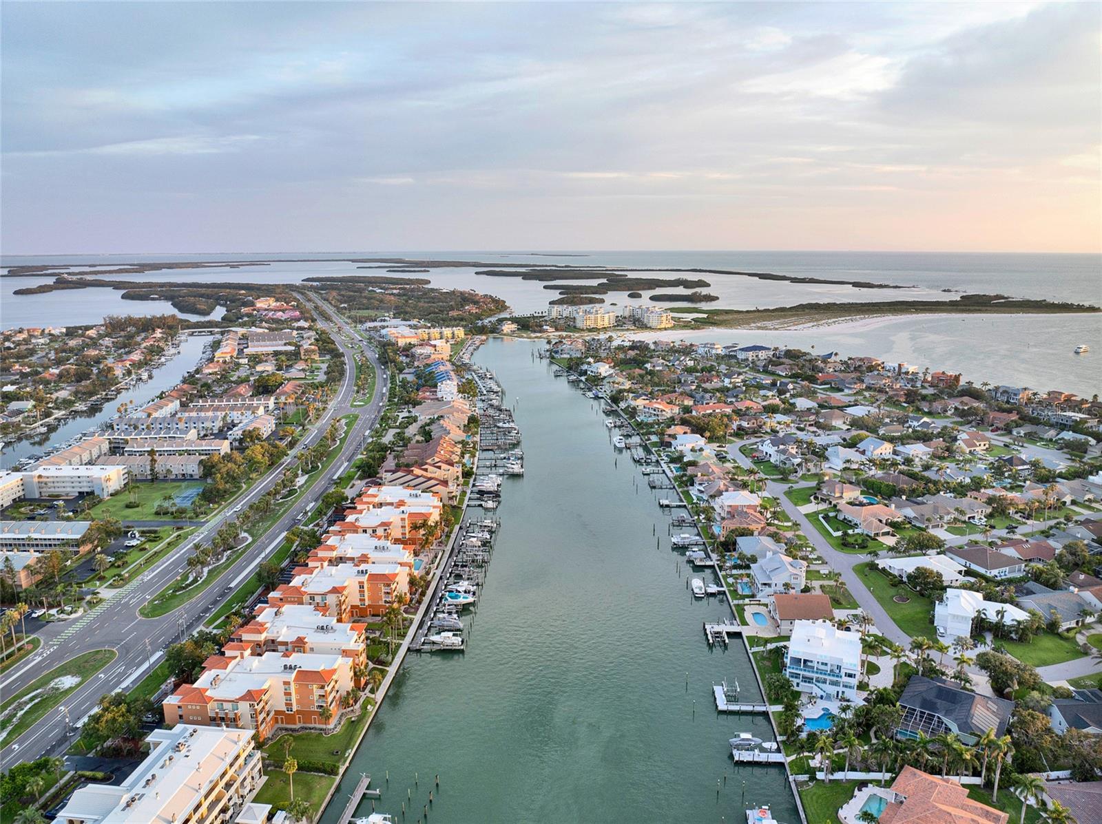 610 PINELLAS BAYWAY S #5202