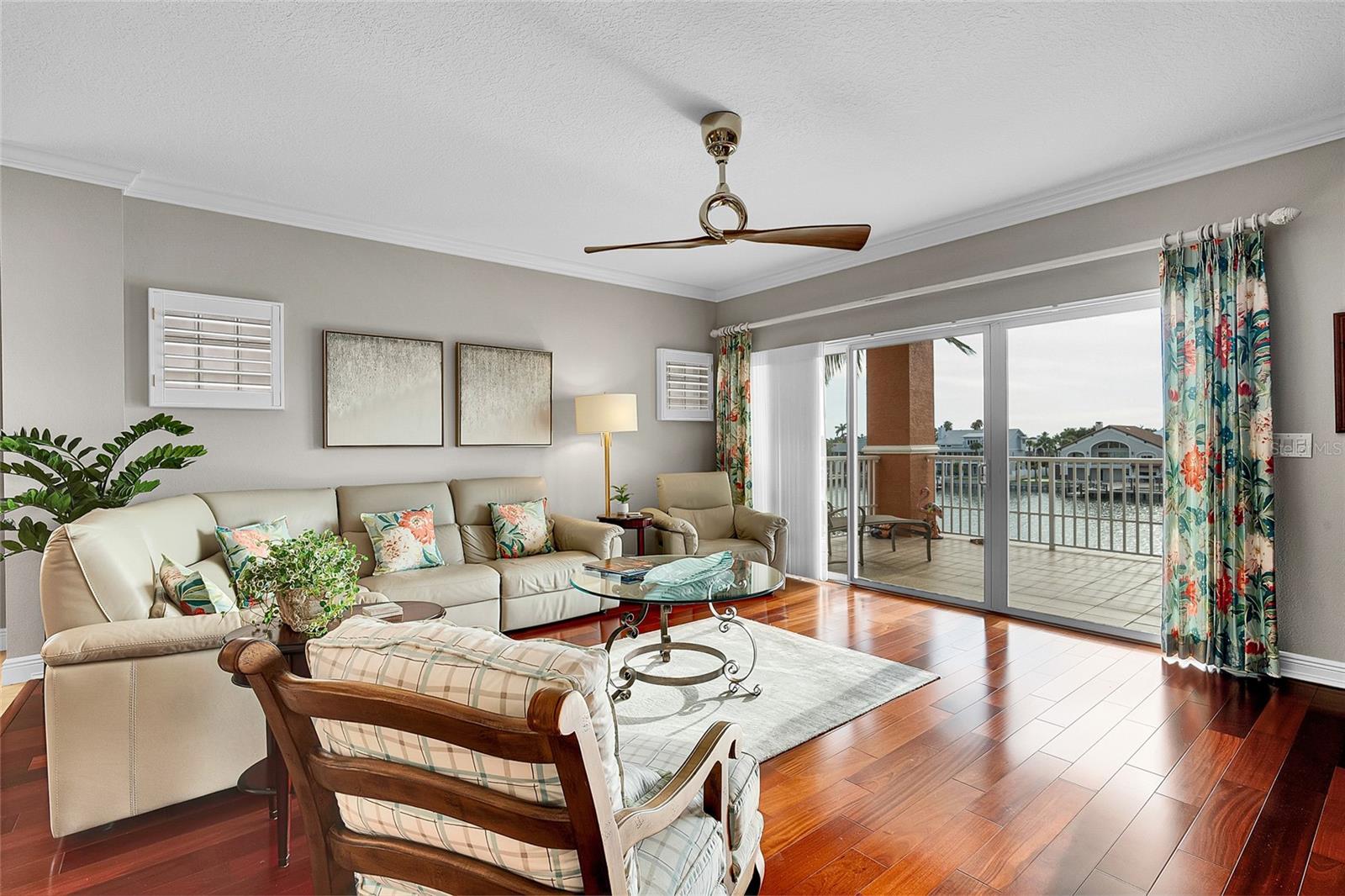 610 PINELLAS BAYWAY S #5202