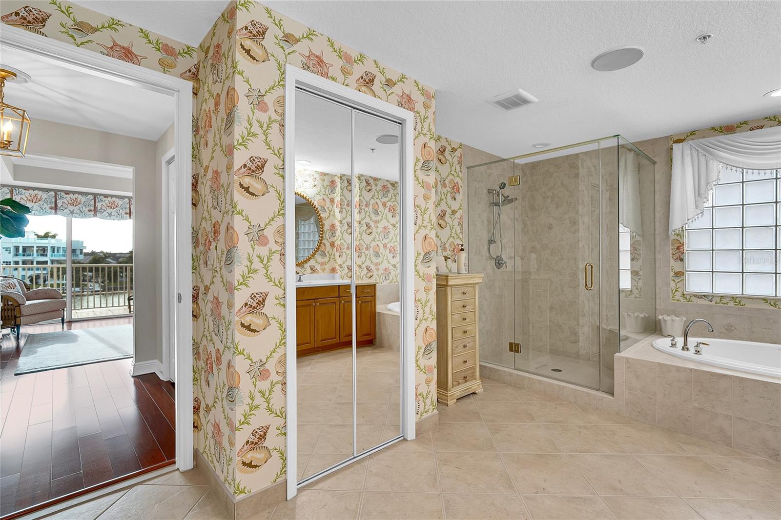 610 PINELLAS BAYWAY S #5202