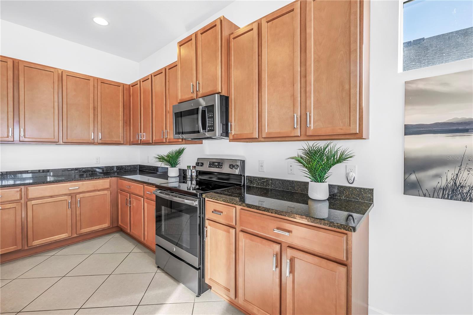 1841 PACIFIC DUNES DR