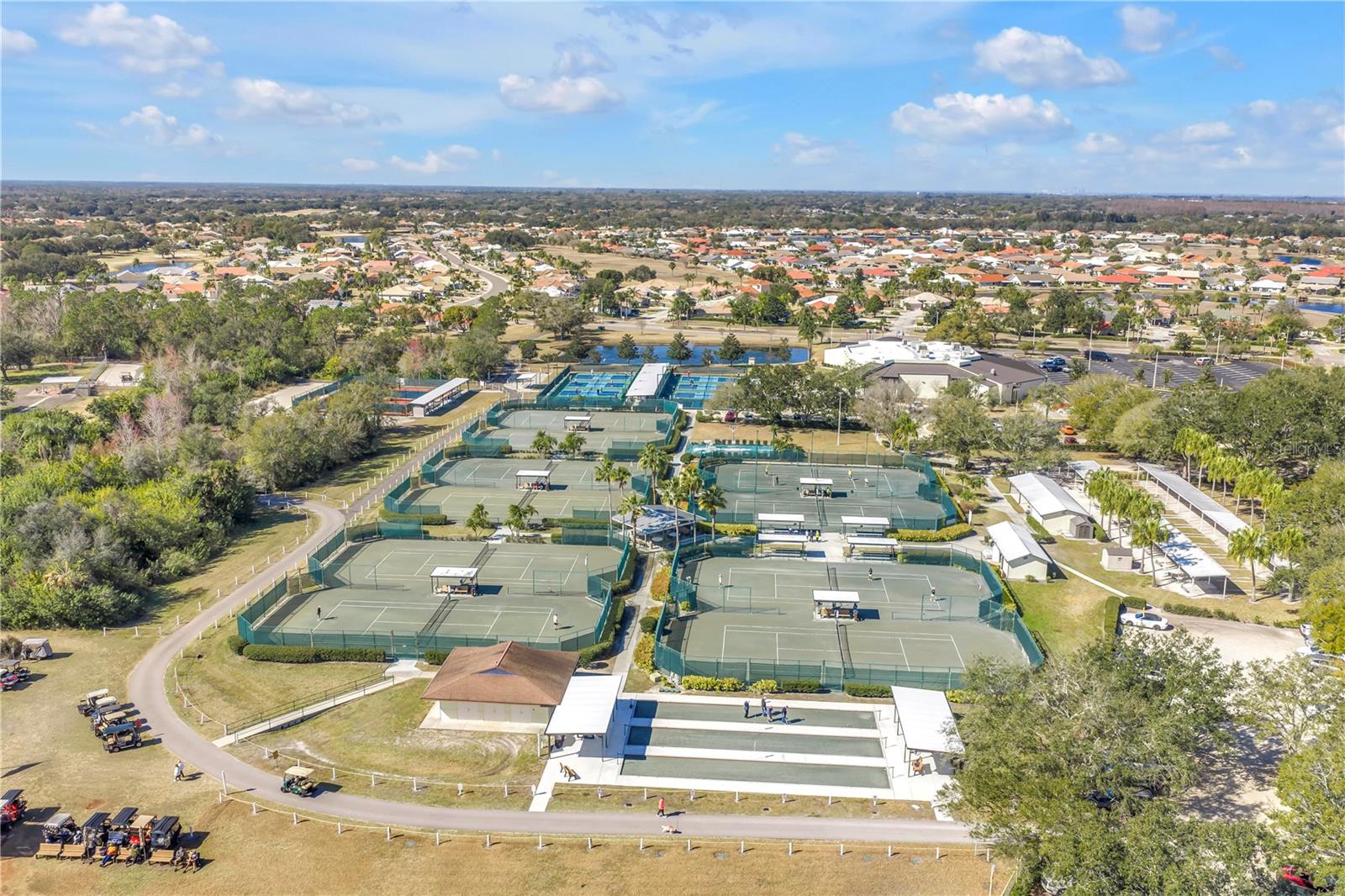 1841 PACIFIC DUNES DR