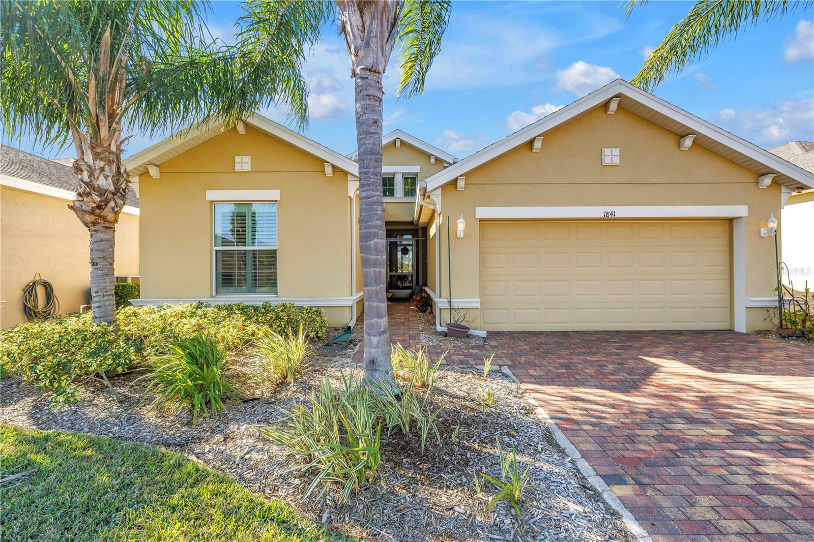 1841 PACIFIC DUNES DR
