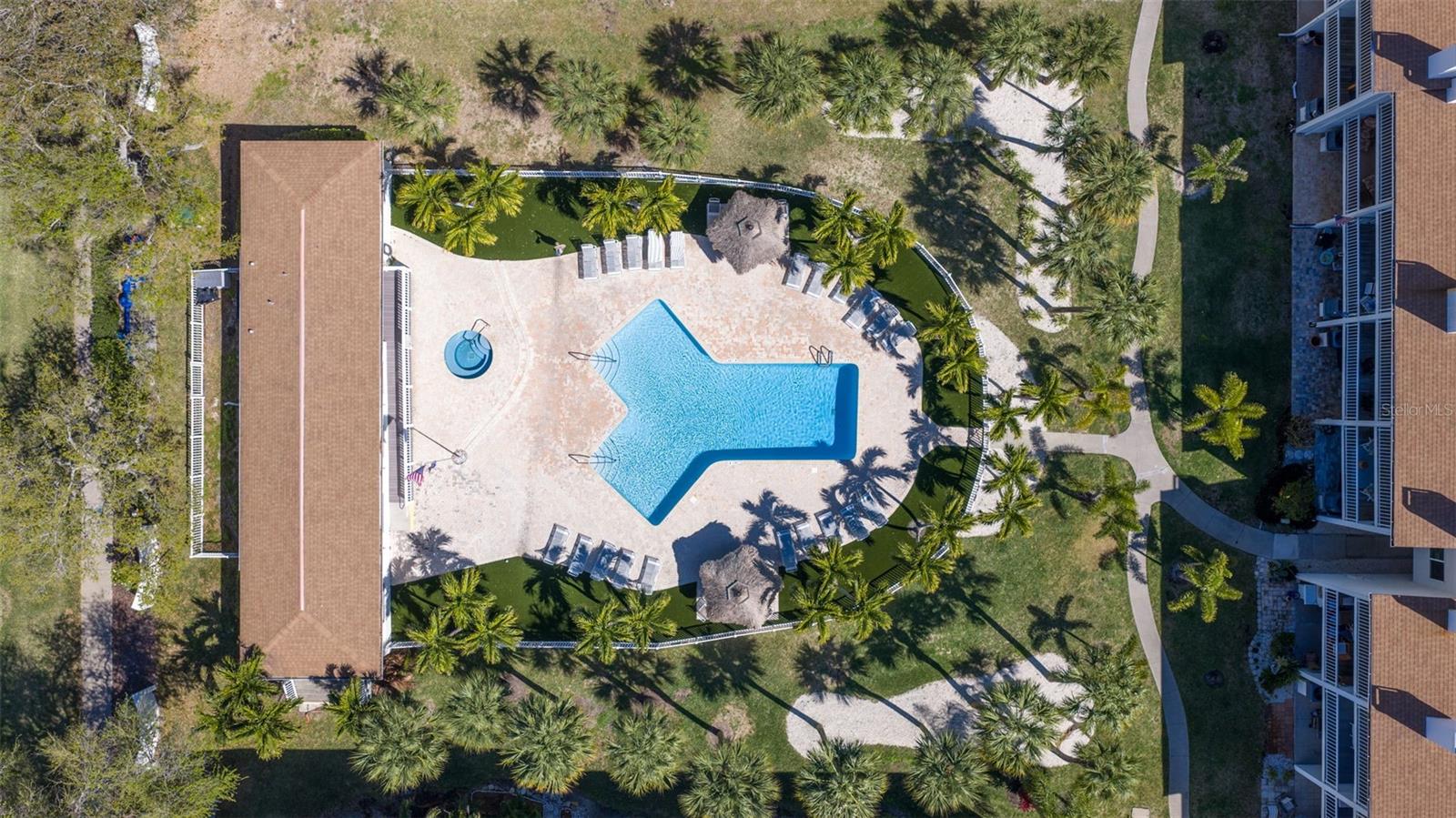 117 YACHT CLUB LN