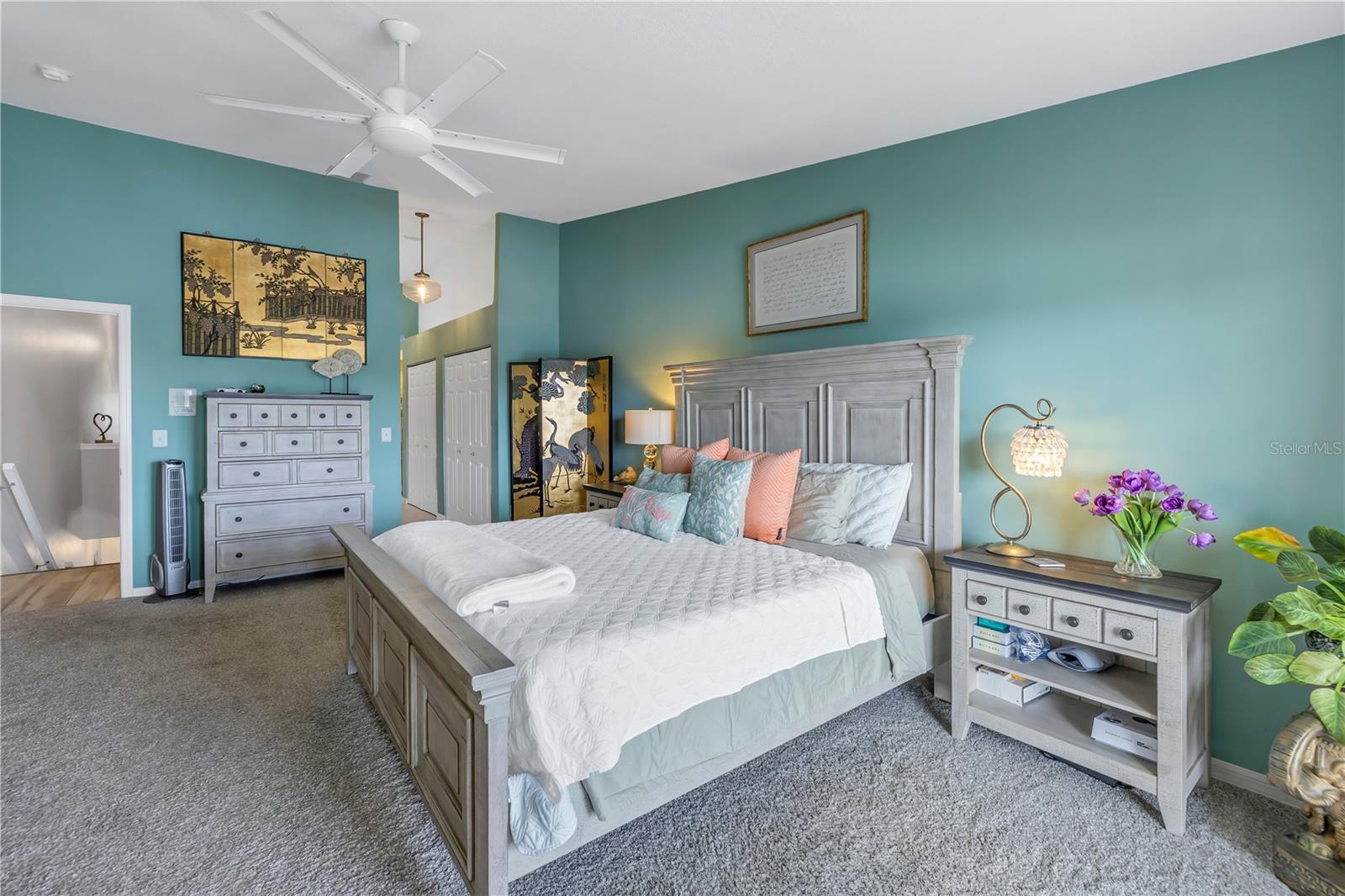117 YACHT CLUB LN