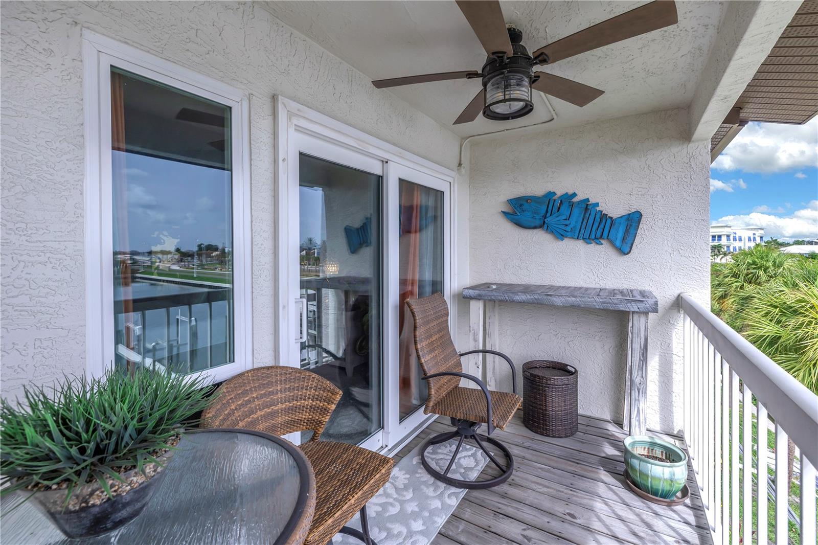 117 YACHT CLUB LN