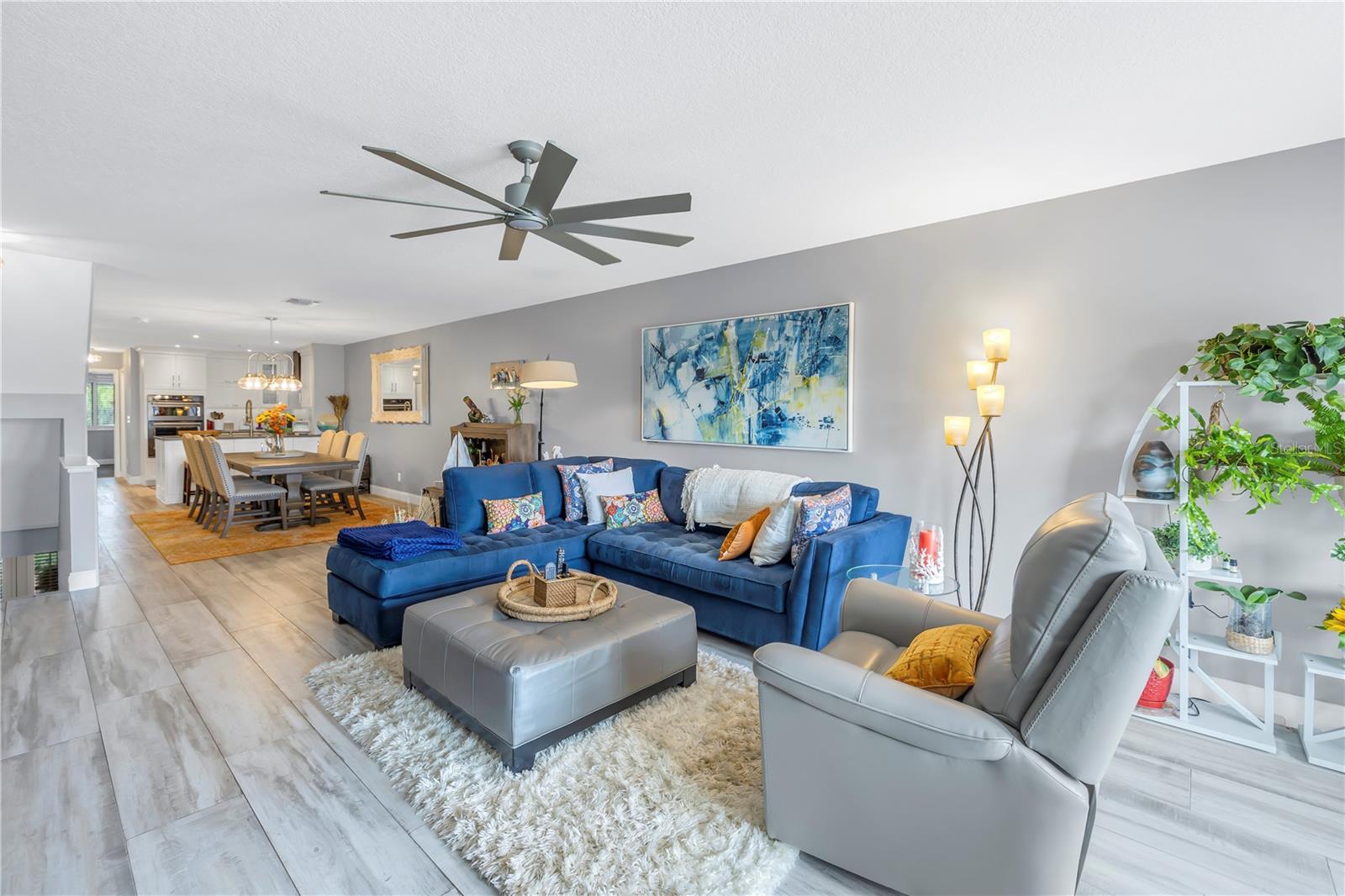 117 YACHT CLUB LN