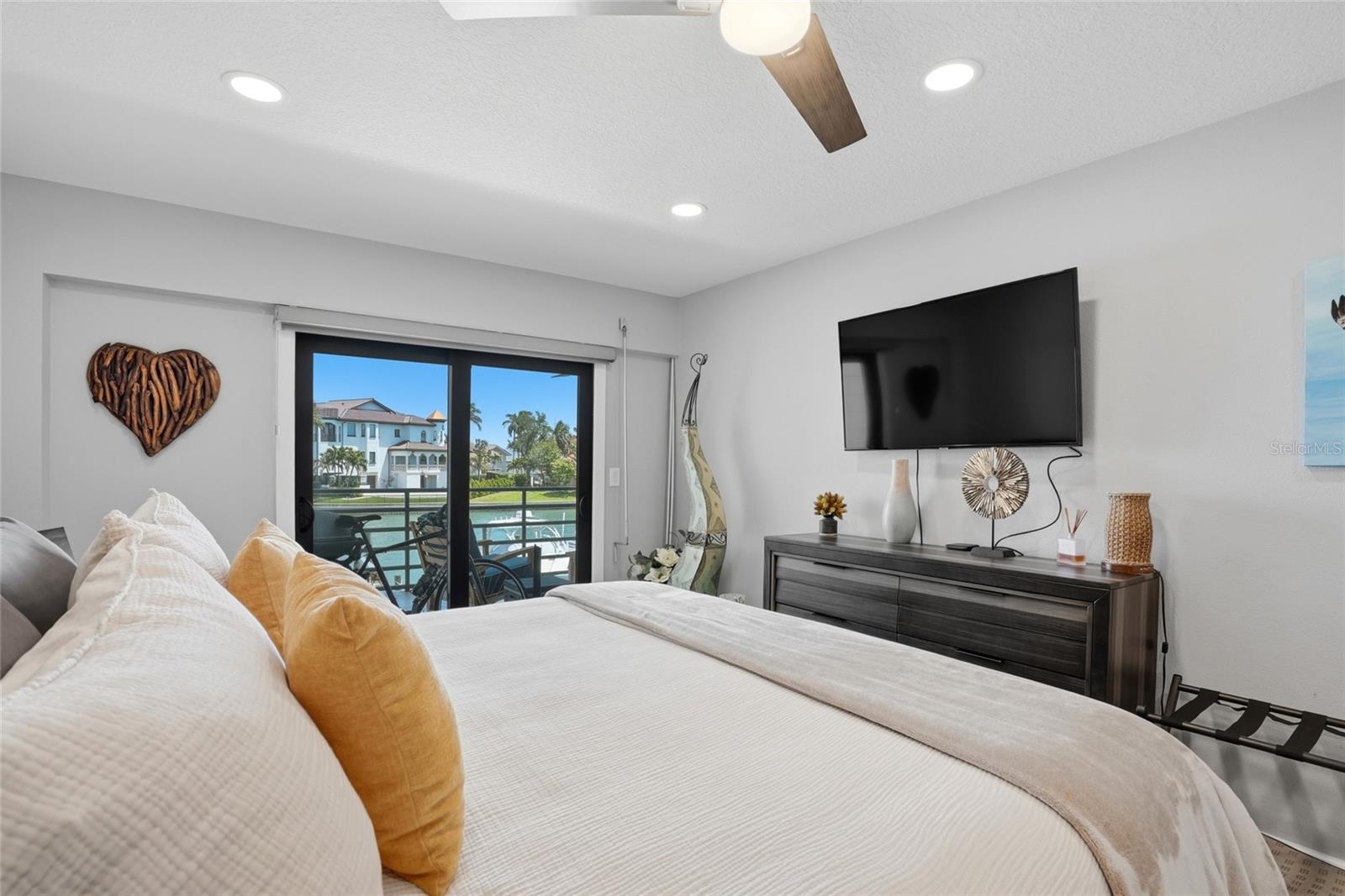 363 PINELLAS BAYWAY S #29