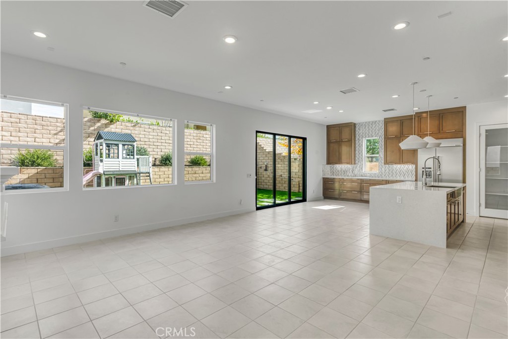 19292 Merryweather Drive