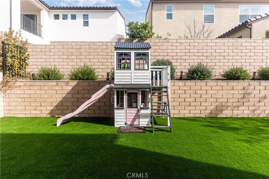 19292 Merryweather Drive