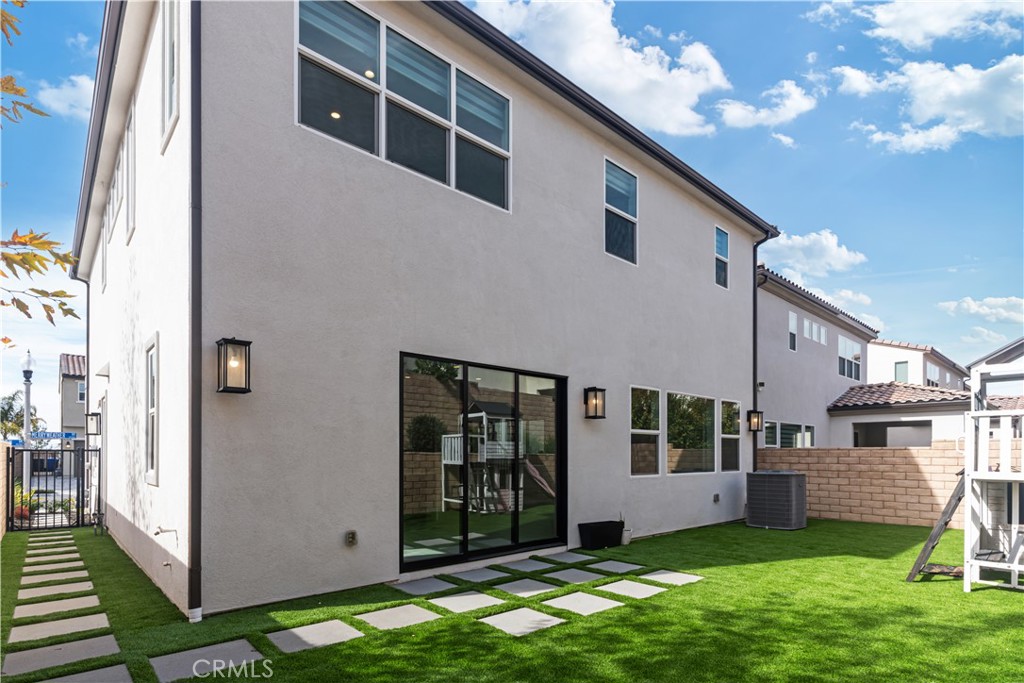 19292 Merryweather Drive