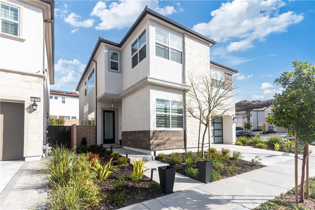 19292 Merryweather Drive