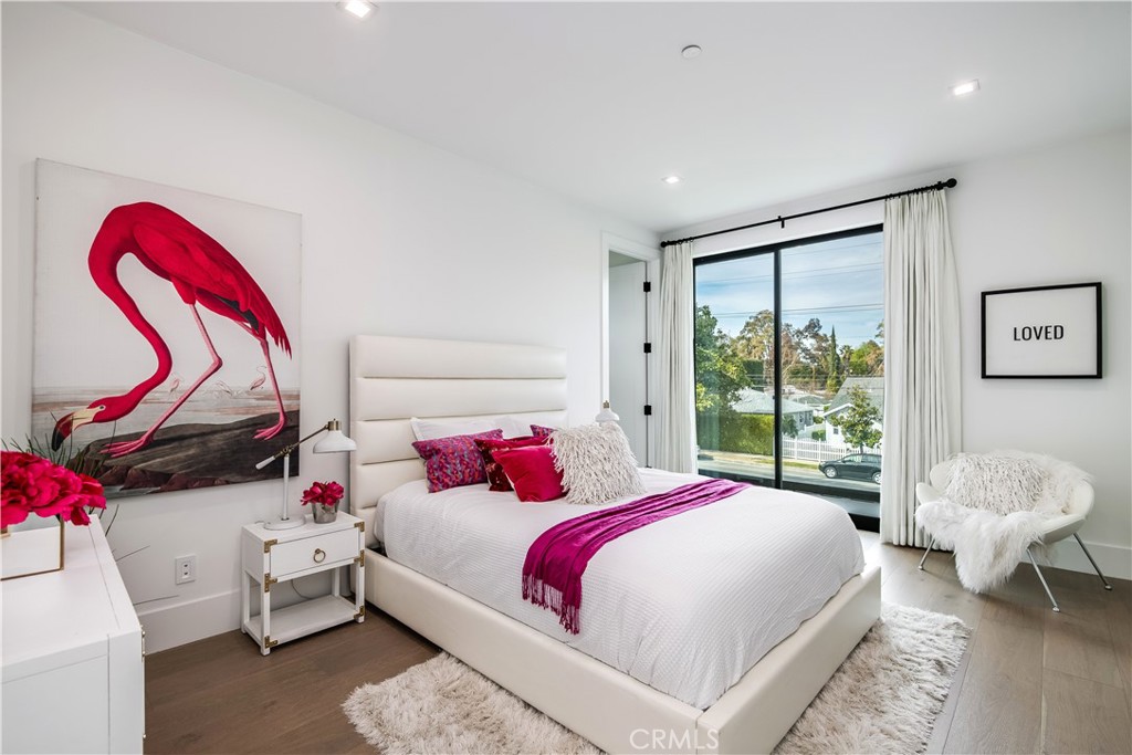 16706 Magnolia Boulevard