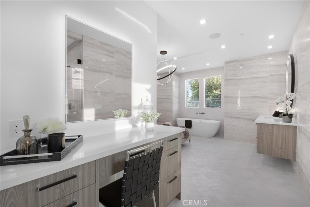 16706 Magnolia Boulevard