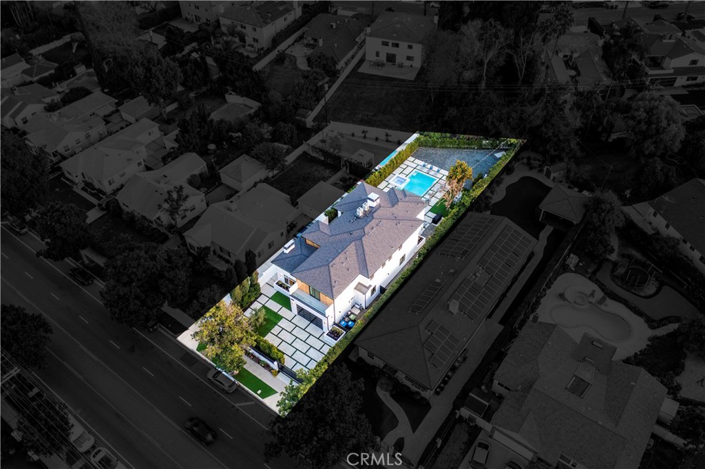 16706 Magnolia Boulevard