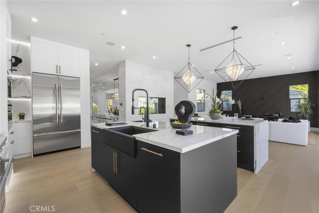 16706 Magnolia Boulevard