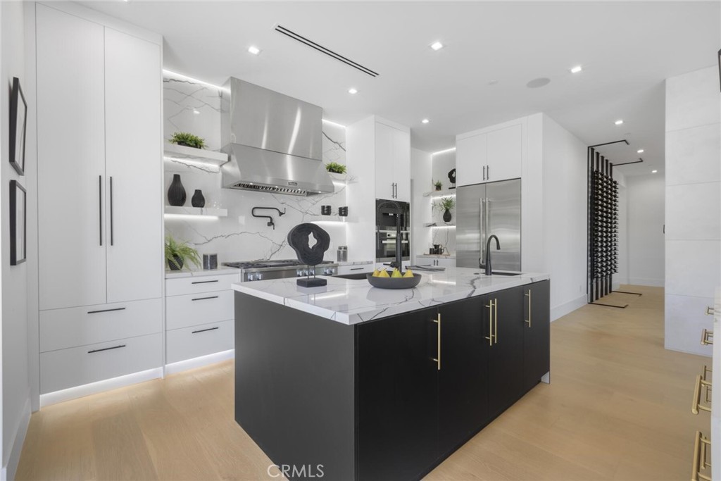 16706 Magnolia Boulevard