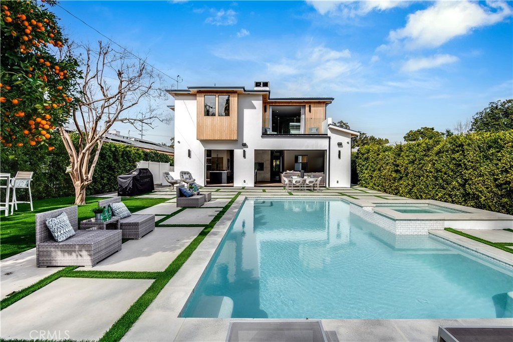 16706 Magnolia Boulevard