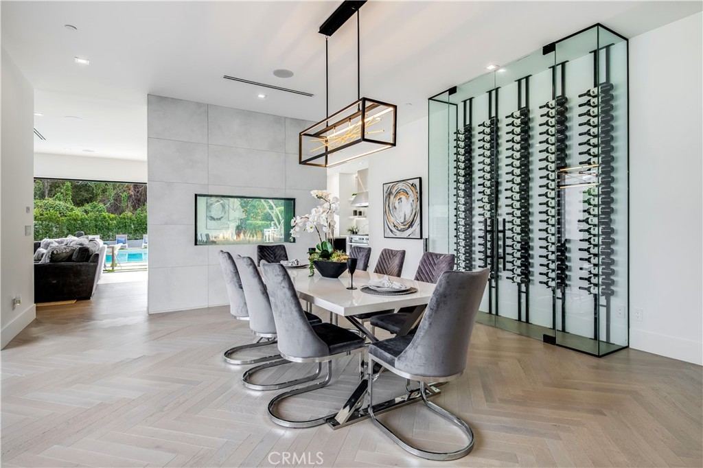 16706 Magnolia Boulevard