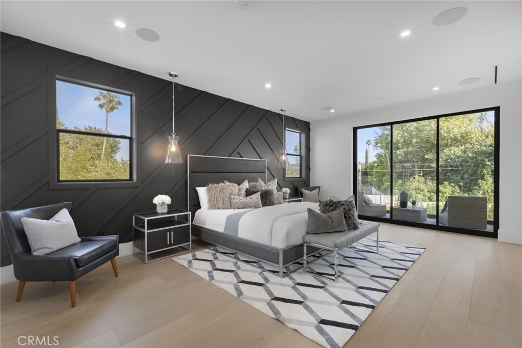 16706 Magnolia Boulevard