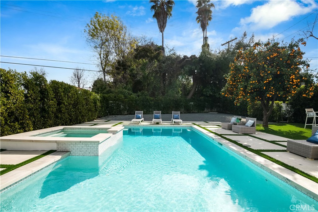 16706 Magnolia Boulevard