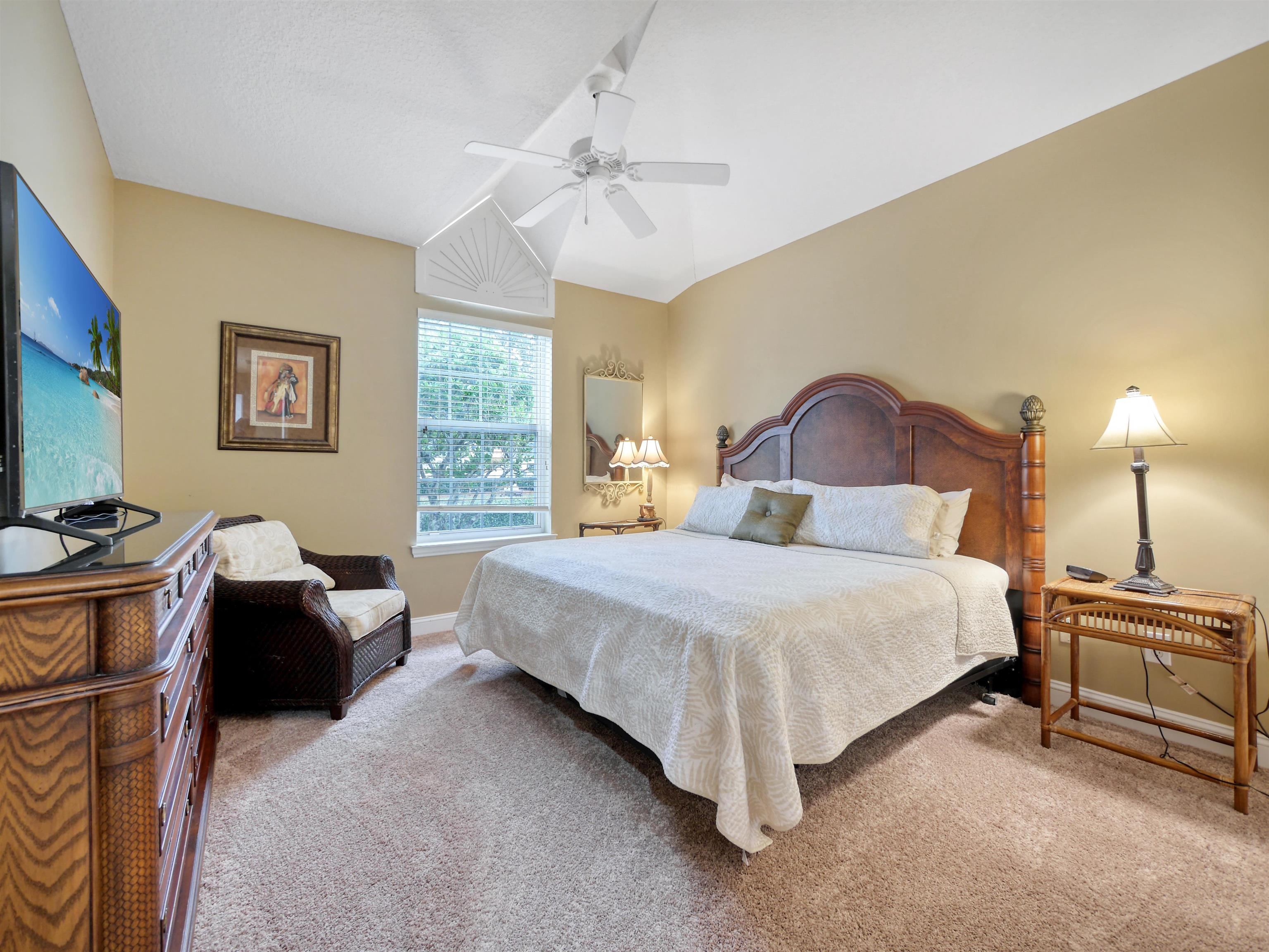 345 N Shore Circle Unit: 1211