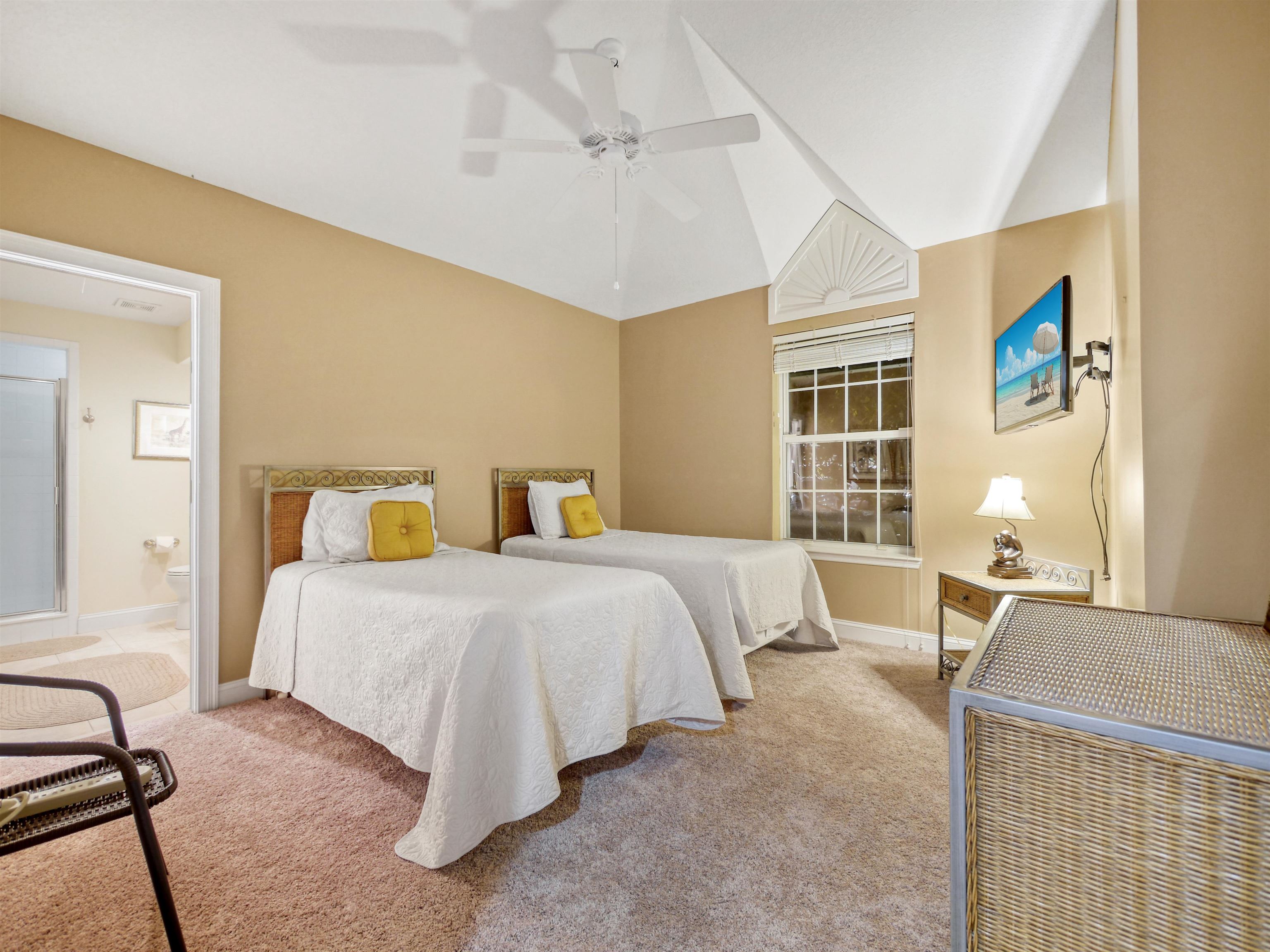 345 N Shore Circle Unit: 1211
