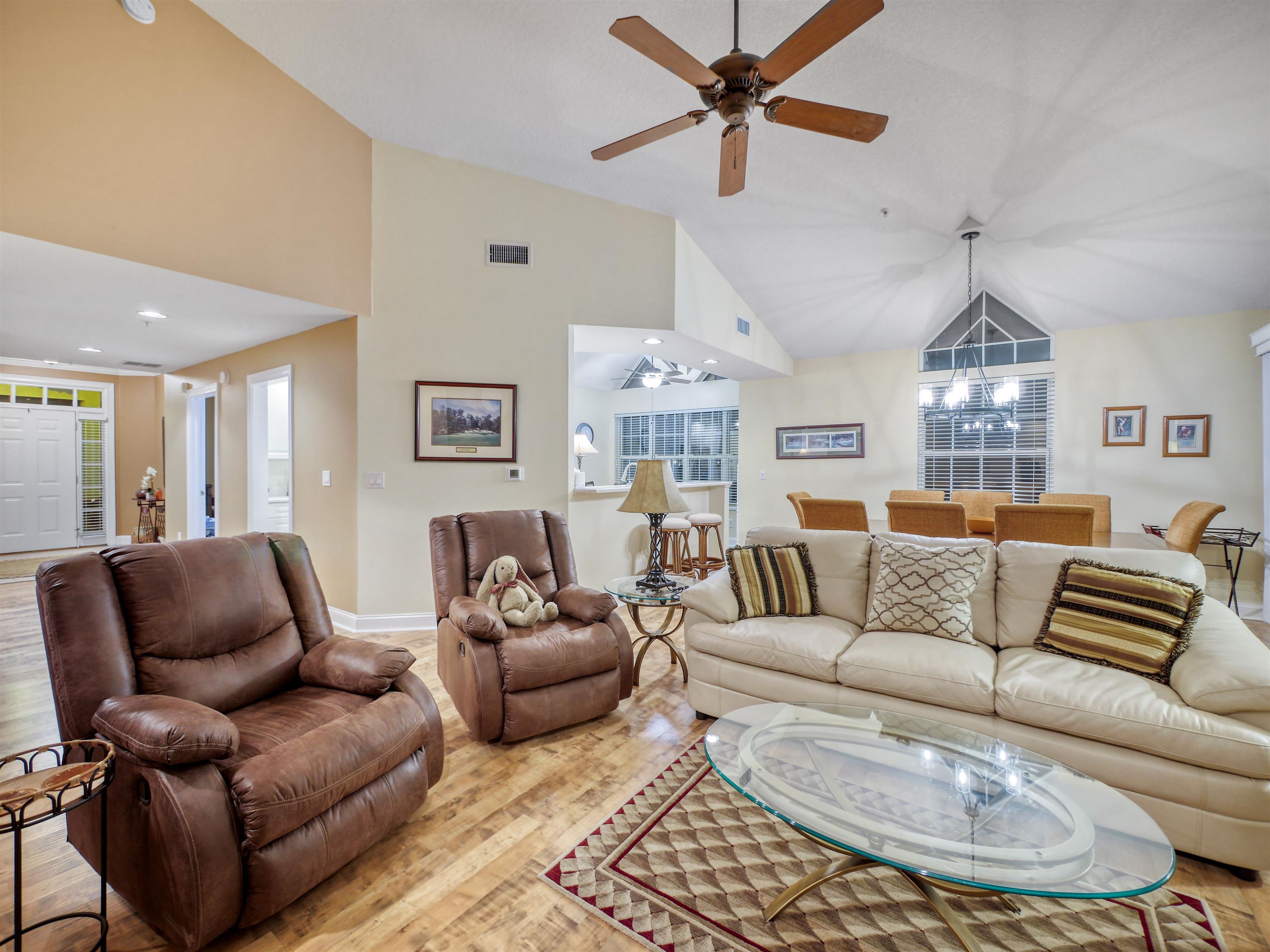 345 N Shore Circle Unit: 1211