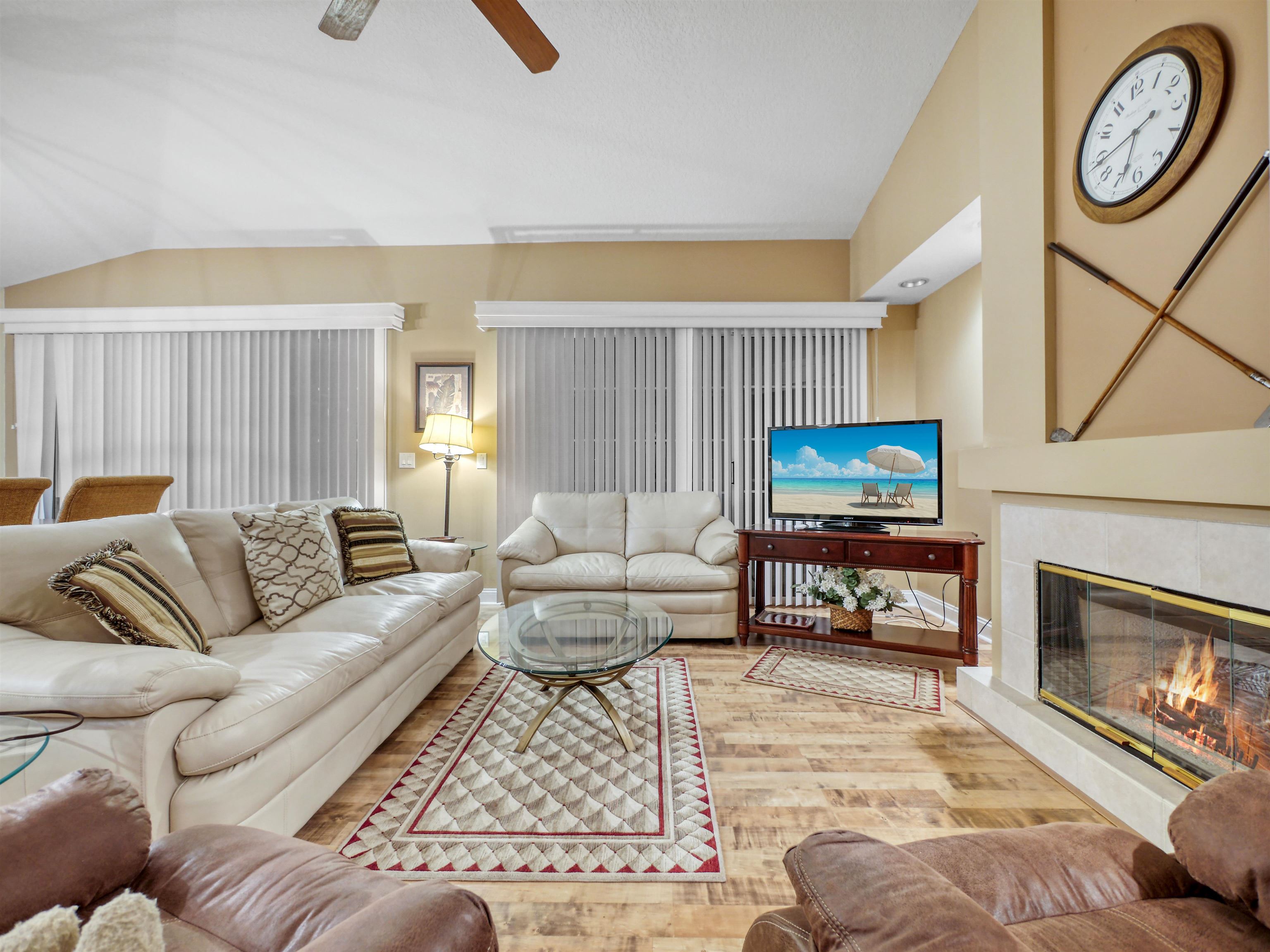 345 N Shore Circle Unit: 1211